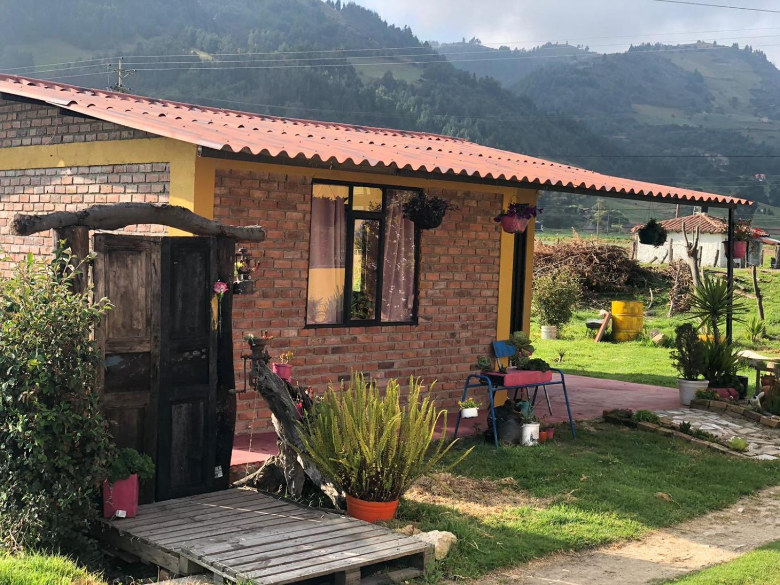 Hospedaje Maria Valentina Tota Dış mekan fotoğraf
